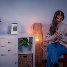 ReadyWarm 1550 Max Ceramic Rotate Smart White Keramik-Tischheizgerät mit 1500 W, Oszillation, Digitalanzeige, einstellbarem Thermostat und 3 Betriebsmodi.