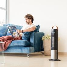 ReadyWarm 2070 Max Ceramic Rotate Aquecedor cerâmico inteligente com 2.000 W de potência que, graças à sua tecnologia Ceramic, é capaz de conseguir um ambiente mais quente no ambiente em que está inserido.