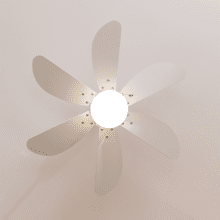 EnergySile Aero 3600 Vision Full White Ventilateur de plafond de 50 W et 36” avec lampe, 3 vitesses, 6 pales réversibles et mode hiver-été. Facile à utiliser.