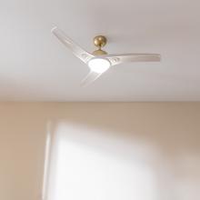 EnergySilence Aero 560 GoldWhite Ventilatore da soffitto da 60W, 52" con luce LED 18W, telecomando, timer programmabile, 3 velocità selezionabili e 3 pale