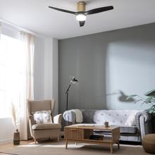 EnergySilence Aero 5600 Aqua GoldBlack Connected Ventilador de techo de 40 W y 52” con mando a distancia, control por wifi y mando a distancia, protección IP44, luz, 6 velocidades, 3 aspas, modo winter-summer y temporizador de hasta 8 horas.