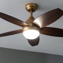 EnergySilence Aero 4200 GoldDarkWood Ventilatore da soffitto da 53 W e 42" con luce LED da 15W, 3 tonalità selezionabili, telecomando, timer programmabile, 3 velocità e 5 pale.