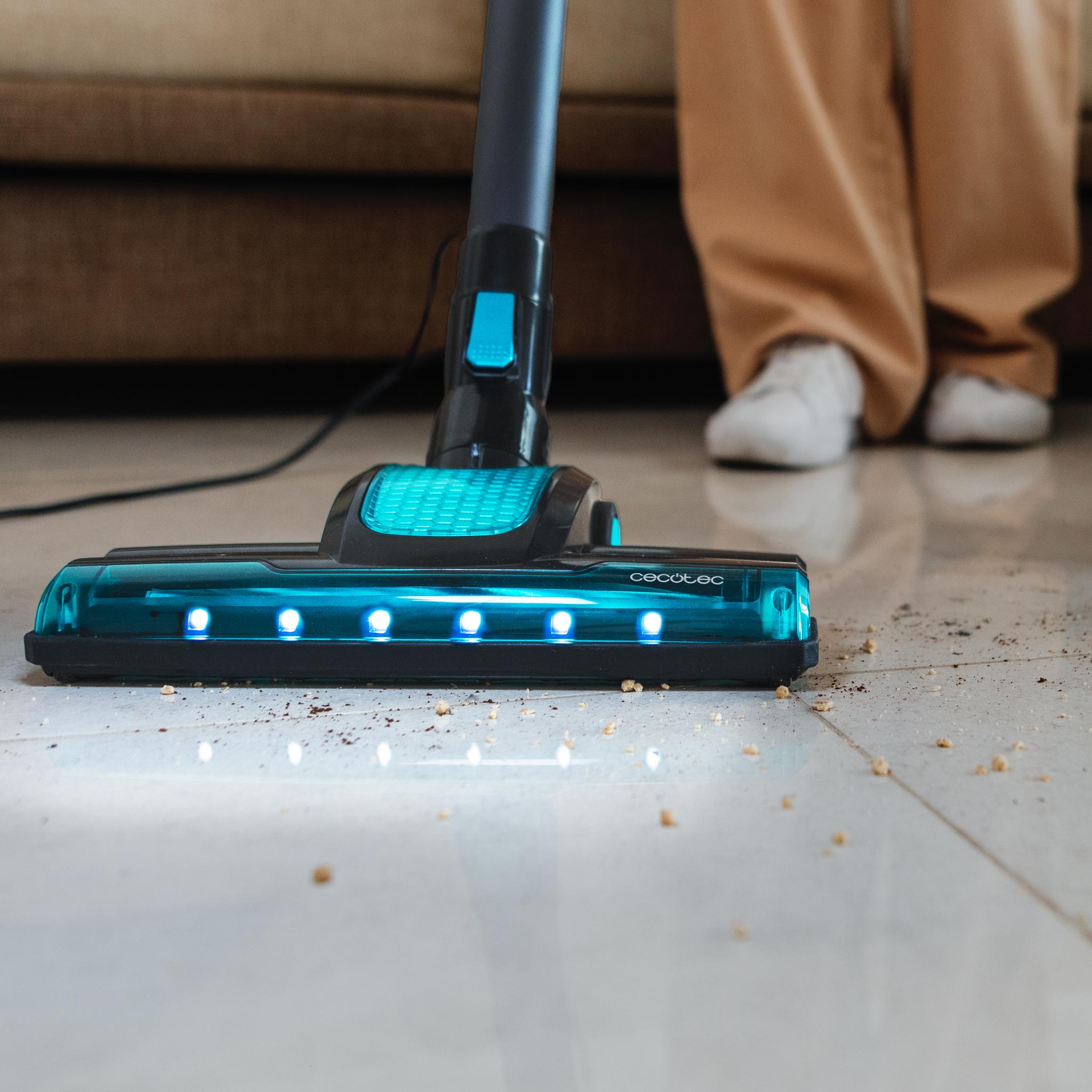 Cabezal con luz LED del aspirador Cecotec Conga 700 PowerHead