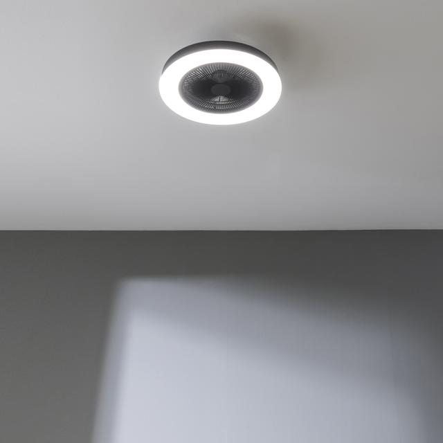 EnergySilence LampAero 600 InsideBlack Design-Deckenventilator mit DC-Motor, mit einer Leistung von 20W und 40W LED-Licht, mit 5 Flügeln von 20 Zoll, Fernbedienung, 3 Geschwindigkeiten, 3 Lichtschattierungen verfügbar, Timer und Winter/Sommer-Modus.