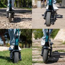 Bongo Y65 Connected Patinete eléctrico con potencia máxima de  1200 W y doble suspensión que permite superar pendientes y desplazarse por cualquier superficie. Con autonomía de hasta 65 km. Cumple con todos los requisitos de la nueva normativa española de circulación.  Connexión con App movil.