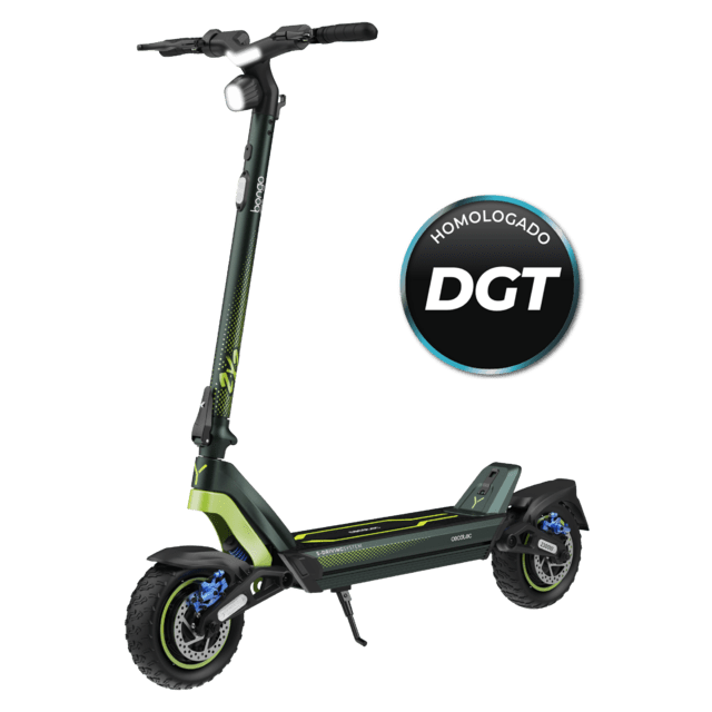 Bongo Doble Y85 2x2 XXL Connected Patinete eléctrico de doble motor con potencia máxima de 2100 W y doble suspensión que permite superar pendientes y desplazarse por cualquier superficie. Con autonomía de hasta 85 km. Cumple con todos los requisitos de la nueva normativa española de circulación. Conexión con App móvil.