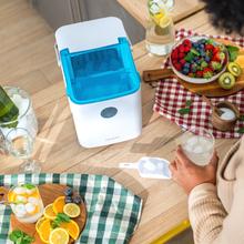 Chillin' Ice 1200 Go Macchina del ghiaccio con capacità di produzione giornaliera di 12 kg e 120 W di potenza.