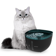 Pumba 2200 Refresh Fontaine automatique pour animaux de compagnie d'une capacité de 2 litres, avec filtre et éclairage intérieur.