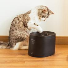 Pumba 2500 Refresh Smart Fuente automática para mascotas con capacidad de 2,5 litros, incluye filtro y control por wifi, con recordatorios de limpieza y depósito vacío.