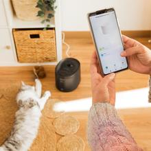 Pumba 2500 Refresh Smart Fuente automática para mascotas con capacidad de 2,5 litros, incluye filtro y control por wifi, con recordatorios de limpieza y depósito vacío.