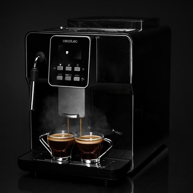 Cafetera megautomática Power Matic-ccino 6000 Serie Nera S Series M para los amantes del café recién molido. Disfruta de espressos y cappuccinos. Dispone de un sistema de rápido calentamiento por thermoblock, 19 bares, ModoAuto para 1 y 2 cafés y vaporizador orientable.