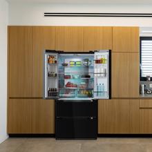 Refrigerador Bolero CoolMarket FD 510 Dark Total E. Estilo francês, com 4 portas, grande capacidade de 510 litros, 183 cm de altura, 84 cm de largura, classe energética E e compressor inverter plus. Possui diversos modos de refrigeração, como Resfriamento Rápido e Congelamento Rápido, além de sistemas como MultiAirFlow, Total NoFrost e Metal Cooling.