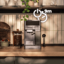 FreeStyle Latte T Sehr kompakte 4-in-1-Espressomaschine mit Milchtank. Geeignet für gemahlenen Kaffee, Dolce Gusto, Nespresso und K-fee.