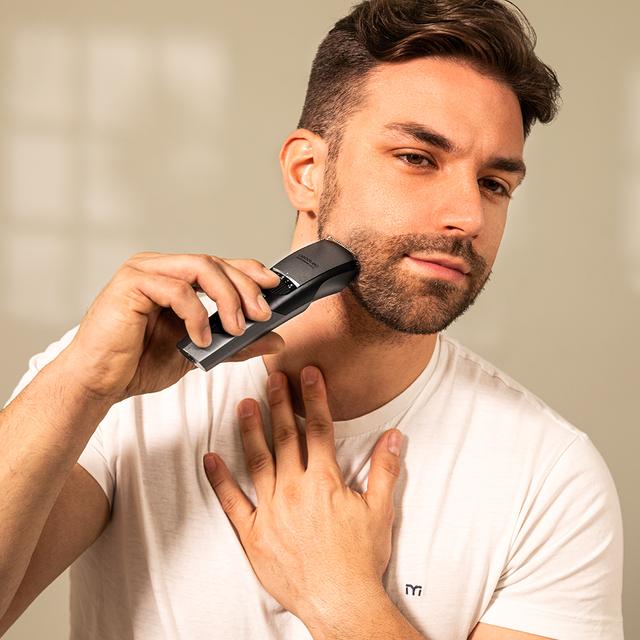 PrecisionCare Barber Barbero a batería con cuchillas de acero inoxidable, peine de 1 a 10 mm y otro de 11 a 20 mm y una autonomía de 1 hora de uso