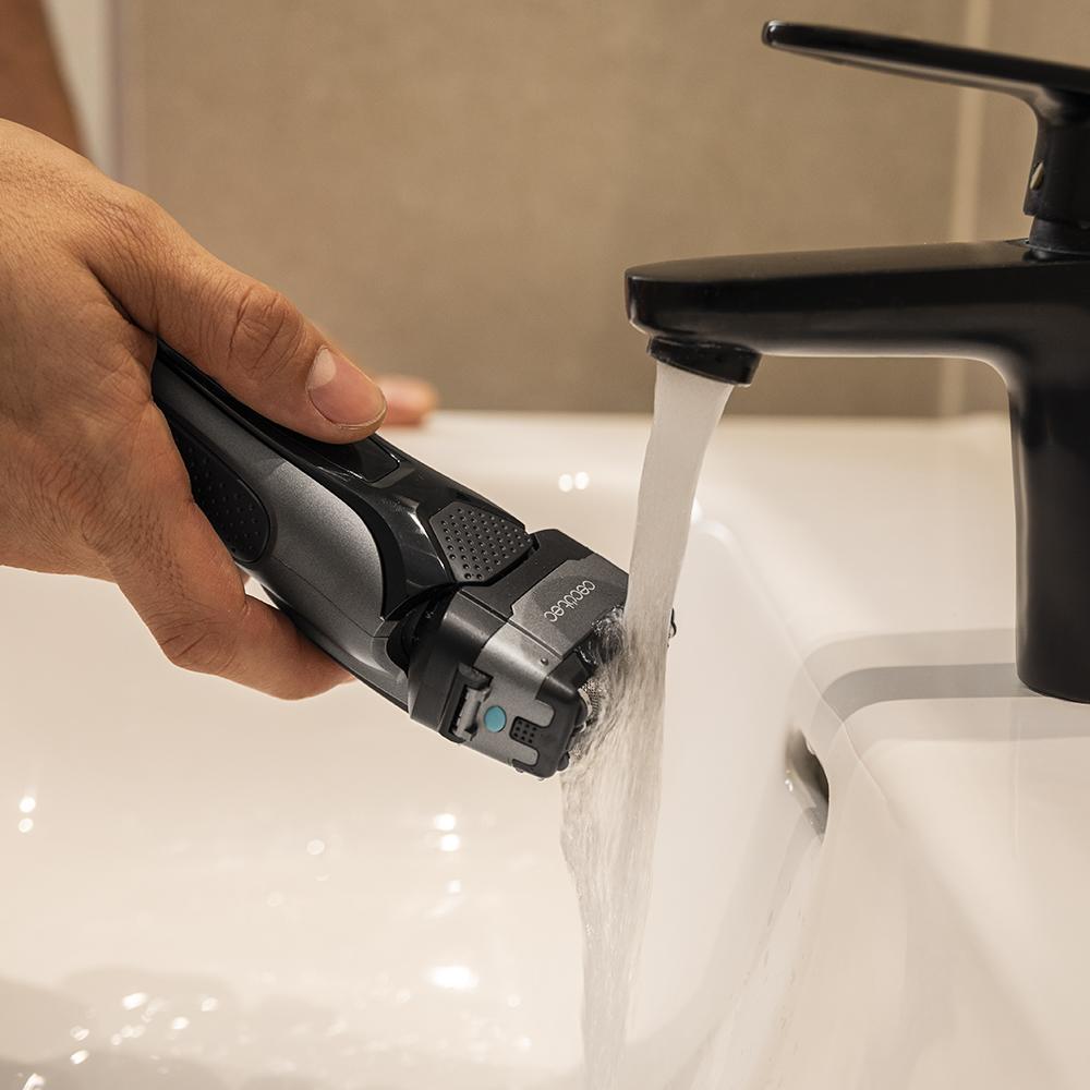 Afeitadora Cecotec PrecisionCare X-Trimm Triple resistente al agua IPX6