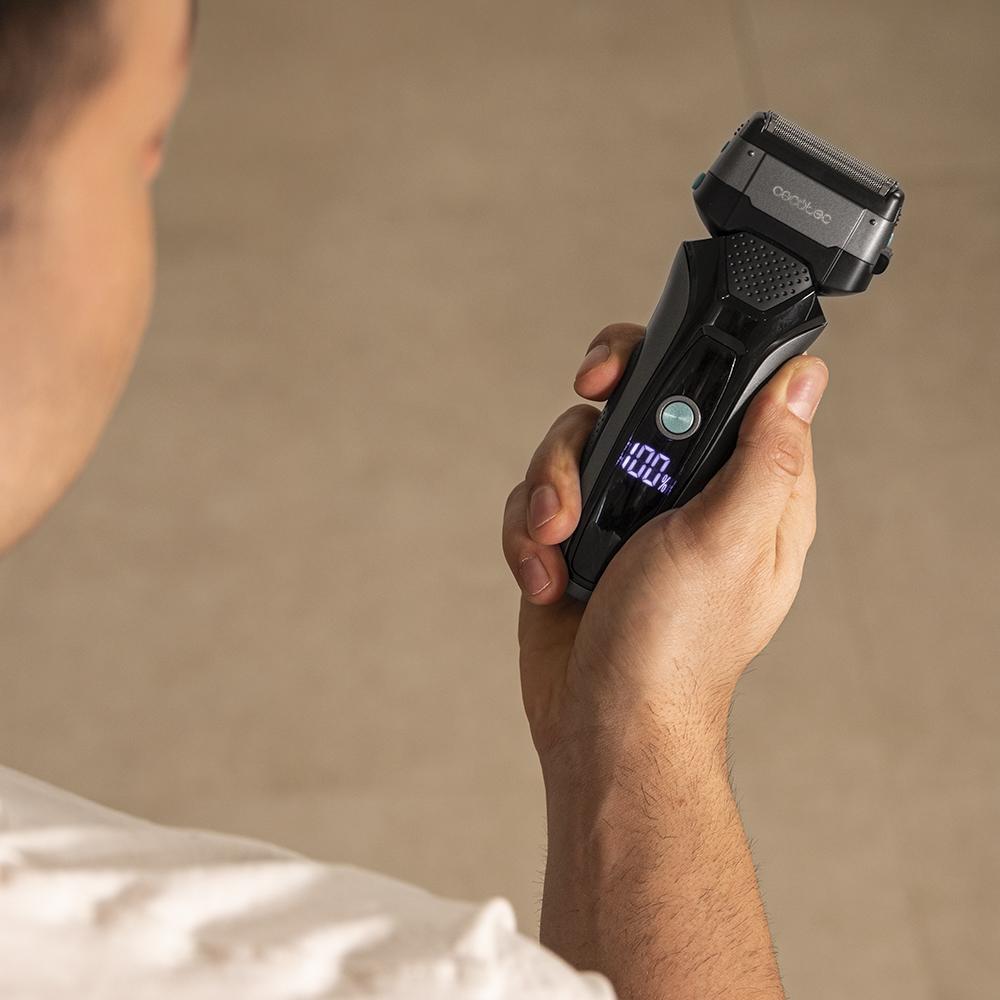 Pantalla de la afeitadora Cecotec PrecisionCare X-Trimm Triple
