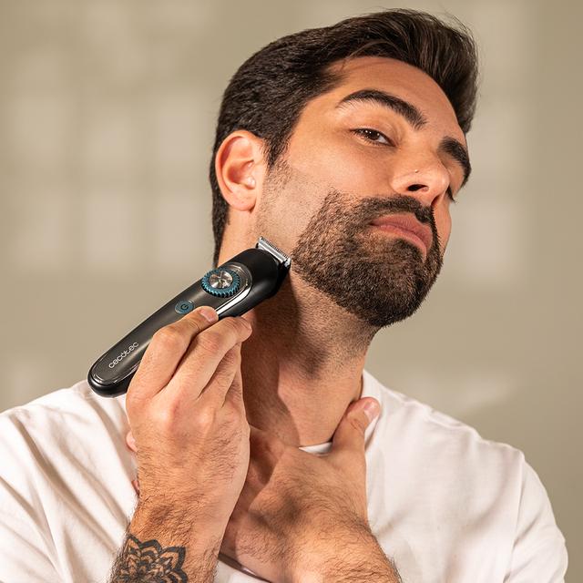 PrecisionCare Multigrooming Trimmer Multigrooming con 6 cabezales, con 5 peines en medidas de 3/6/9/12/15 mm, y 2 peines regulables de 1 a 10 mm y de 11 a 20 mm, un peine corporal y resistencia IPX7.