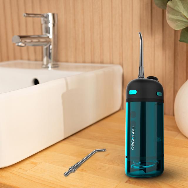 ToothCare Jet Splash Irrigador de viagem compacto e leve com 3 modos e até 8 intensidades, com capacidade de 150 ml e 2 bicos intercambiáveis.