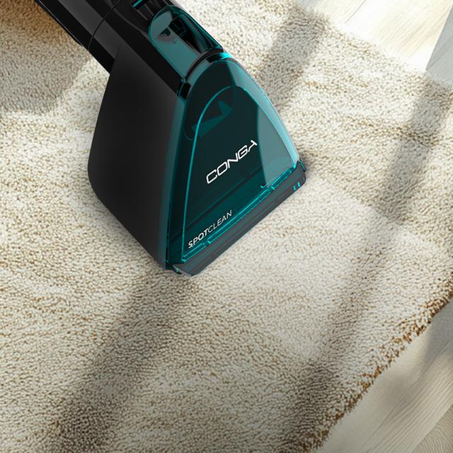 Conga 7000 Carpet&Spot Clean Steam XXL Pulitore per tappezzerie con 1700 W di potenza. Utilizzo del vapore per rimuovere meglio lo sporco. Serbatoio acqua pulita da 1600 ml e serbatoio acqua sporca da 950 ml. Raggio d'azione di 7 metri.