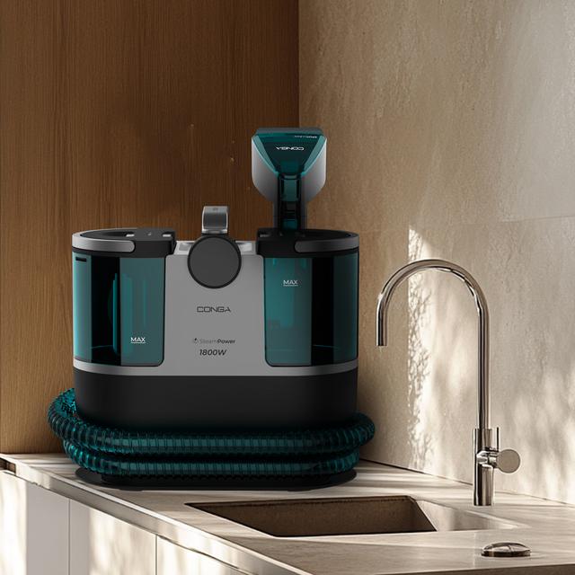 Conga 7000 Carpet&Spot Clean Steam XXL Pulitore per tappezzerie con 1700 W di potenza. Utilizzo del vapore per rimuovere meglio lo sporco. Serbatoio acqua pulita da 1600 ml e serbatoio acqua sporca da 950 ml. Raggio d'azione di 7 metri.