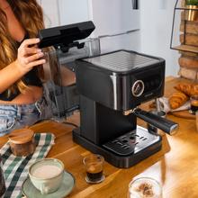 Power Espresso 20 Pro Latte Machine à café expresso et cappuccino, café à froid, avec 20 bar et buse vapeur réglable.