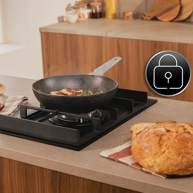 Bolero Squad G 1400F Glass Black Plaque de cuisson à gaz Cecotec Bolero Squad G 1400F Glass Black avec 1 foyer, 3,4 kW, Glass Black, grille en fonte, foyer WOK à triple anneau, allumage électronique, système de sécurité des valves, conversion au gaz butane.