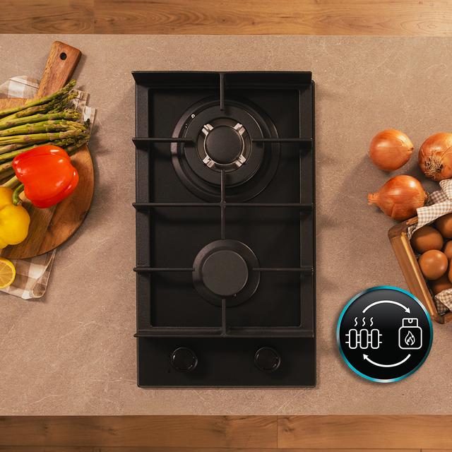 Bolero Squad G 2400F Glass Black - Placa de gas de 2 Fuegos, 5,2kW, Glass Black, Parrillas de Hierro Fundido, Quemador WOK Triple Corona, Encendido Electrónico, Seguridad en Válvulas, accesorio para la conversión de gas incluído.