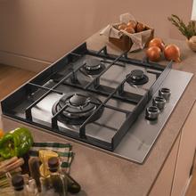 Bolero Squad G 3400F Inox Plaque de cuisson à gaz Cecotec Bolero Squad G 3400F Inox - avec 3 foyers, 6,2 kW, acier inoxydable, grilles en fonte, foyer WOK à triple anneau, allumage électronique, système de sécurité des valves, conversion au gaz butane.