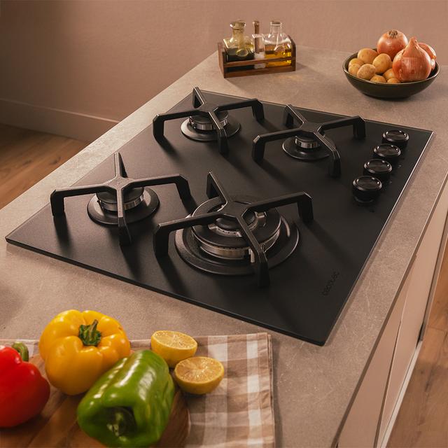 Bolero Squad G 4400S Nano Glass - Placa de gas de 4 Fuegos, 8kW, Nano Glass, Parrillas de Hierro Fundido, Quemador WOK Triple Corona, Encendido Electrónico, Seguridad en Válvulas, accesorio para la conversión de gas incluído.