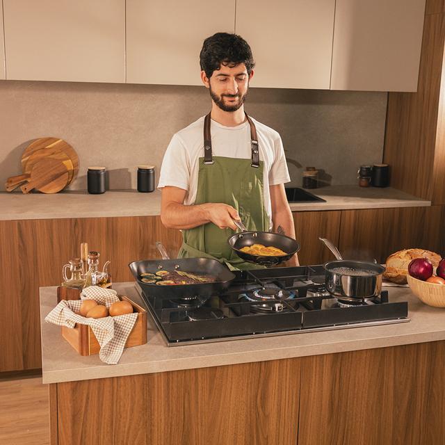 Bolero Squad G 5400F Inox - Plaque de cuisson à gaz 5 brûleurs, 10,4 kW, acier inoxydable, grilles en fonte, brûleur WOK à triple couronne, allumage électronique, soupapes de sécurité, accessoire de conversion de gaz inclus.