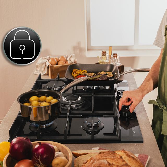 Bolero Squad G 5400F Glass Black - Placa de gas de 5 Fuegos, 10,4kW, Glass Black, Parrillas de Hierro Fundido, Quemador WOK Triple Corona, Encendido Electrónico, Seguridad en Válvulas, accesorio para la conversión de gas incluído.