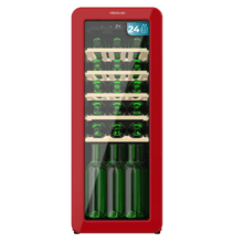 Bolero GrandSommelier Origin 24 Hit Red Cave à vin rétro en rouge, capacité pour 24 bouteilles, contrôle électronique de la température par écran LED, plage de réglage de 5 ºC à 20 ºC, technologie NoFrost, clayettes en bois, éclairage intérieur, ventilation interne assistée, 92,8 cm de hauteur, 36,6 cm de largeur, 47,6 cm de profondeur.