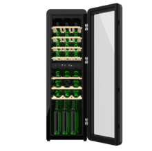Bolero GrandSommelier Origin Duo 30 Hit Black Vinoteca de diseño retro color negro con dos zonas de temperatura, Capacidad para 30 botellas, Control electrónico de temperatura mediante display LED, Temperatura Zona 1 de 5ºC a 12ºC, Temperatura Zona 2 de 12ºC a 20ºC, Tecnología NoFrost, Estantes Madera, Luz interior, Ventilación interna asistida por ventilador, Dimensiones de Alto 120,5cm, Ancho 36,6cm, Fondo 47,6cm