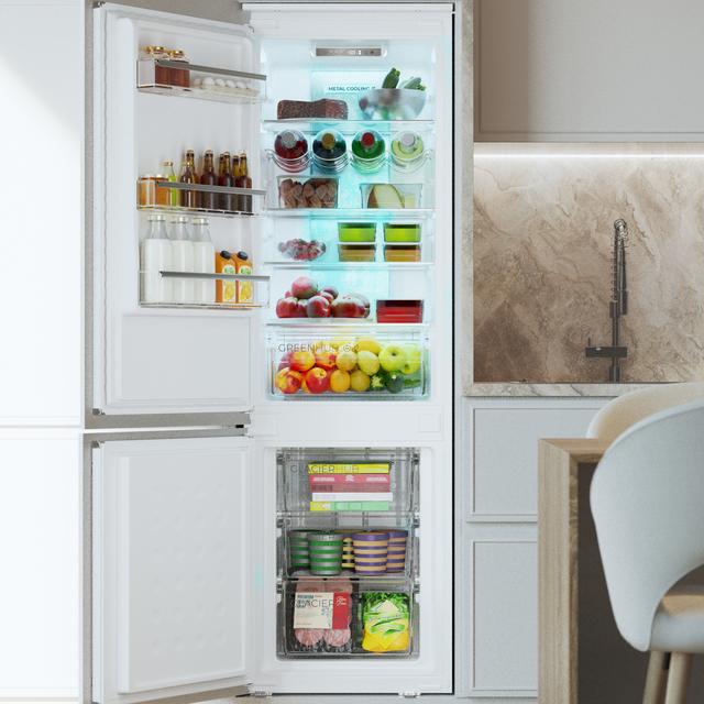 Bolero CoolMarket Combi BI-S MC 232 E Frigorífico combi Integrable sistema de puerta deslizante, Alto 177, Ancho 54cm, Capacidad 232 Litros, Metal Cooling, NoFrost, Clase Energética E, Fast Cooling, Fast Freezing y modo Vacaciones