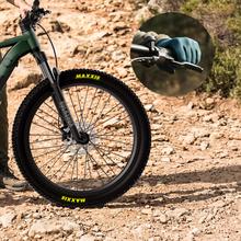 XC Eros Medium Descubre la bicicleta eléctrica de montaña diseñada para aventureros. Con ruedas de 29", autonomía de hasta 112 Km, suspensión delantera y frenos hidráulicos Shimano MT200, esta bici es tu aliada perfecta para conquistar cualquier terreno.