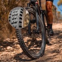 ErosPro Medium XC – Bicicleta eléctrica de montaña con ruedas de 29”, batería LG integrada de 500 Wh, autonomía de hasta 100 km, suspensión delantera y frenos hidráulicos Shimano MT200. Diseñada para uso MTB, ofrece estabilidad, control y eficiencia en recorridos por caminos y terrenos irregulares.
