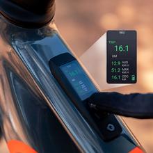 ErosPro Medium XC – Bicicleta eléctrica de montaña con ruedas de 29”, batería LG integrada de 500 Wh, autonomía de hasta 100 km, suspensión delantera y frenos hidráulicos Shimano MT200. Diseñada para uso MTB, ofrece estabilidad, control y eficiencia en recorridos por caminos y terrenos irregulares.