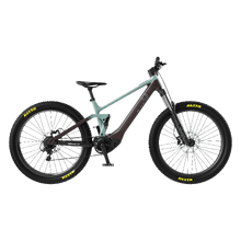 Bicicletta elettrica CECOTEC TR AtlasPro MediumLa mountain bike elettrica TR AtlasPro porta le prestazioni e l'avventura ad un livello completamente nuovo.   Con ruote da 29", un'autonomia impressionante grazie alla batteria LG da 500Wh, una doppia sospensione avanzata e freni idraulici Shimano MT410, la TR AltasPro è progettata per sfidare qualsiasi terreno e offrirti la migliore esperienza per tuoi percorsi più impegnativi.
