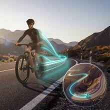 TR AtlasPro Carbon es la cúspide de nuestra gama de bicicletas eléctricas de montaña. Con un cuadro de carbono de alta resistencia, ruedas de 29", una impresionante autonomía gracias a su batería LG de 749Wh, y equipada con componentes de élite, esta bicicleta está diseñada para ofrecer una experiencia de conducción suprema y sin igual. La TR AtlasPro Carbon es la elección definitiva para los ciclistas más exigentes que buscan excelencia y rendimiento en cada trayecto.