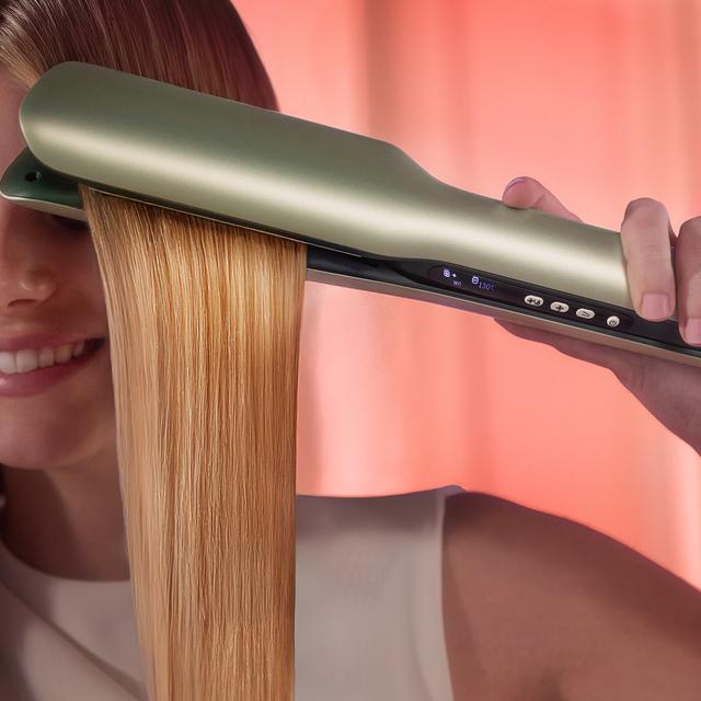 Air Lisse Champagne RitualCare Air Lisse Champagne: Piastra ad aria che asciuga, liscia e semplifica la routine di bellezza