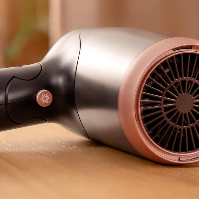IoniCare Power&Go Heaven Black Secador de pelo DC plegable con tecnología iónica real y pro style que incluye boquilla de precisión, difusor y función de aire frío