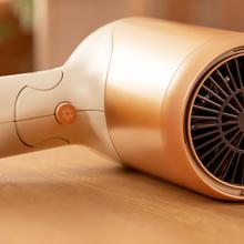 IoniCare Power&Go Heaven Champagne Secador de pelo DC plegable con tecnología iónica real y pro style que incluye boquilla de precisión, difusor y función de aire frío