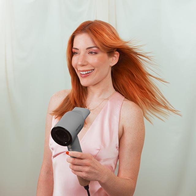 IoniCare RockStar Nano IonTech Alumínio Secador de cabelo DC dobrável com motor profissional de 2400 W, com tecnologia iônica de estilo real e profissional que inclui bico de precisão, difusor e função de ar frio