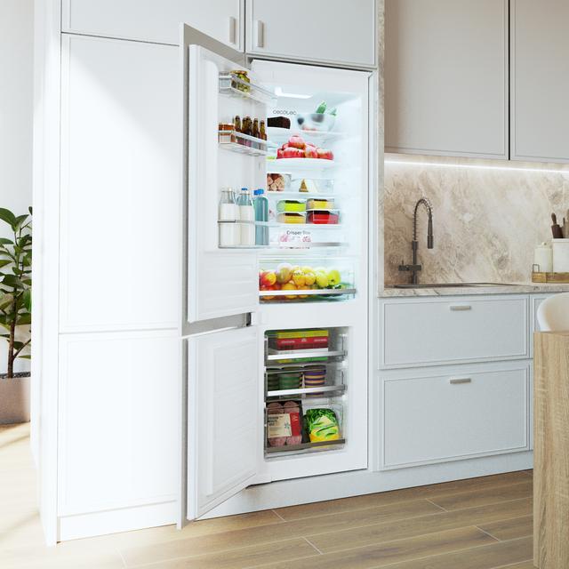 Bolero CoolMarket Combi BI-S DF 270 E 270 Liter Einbau-Kombikühlschrank mit Schiebetür, Glasschubladen und -ablagen, Abtaufunktion, Türalarm, Gemüsefach, 177 x 54 cm, Energieklasse E.