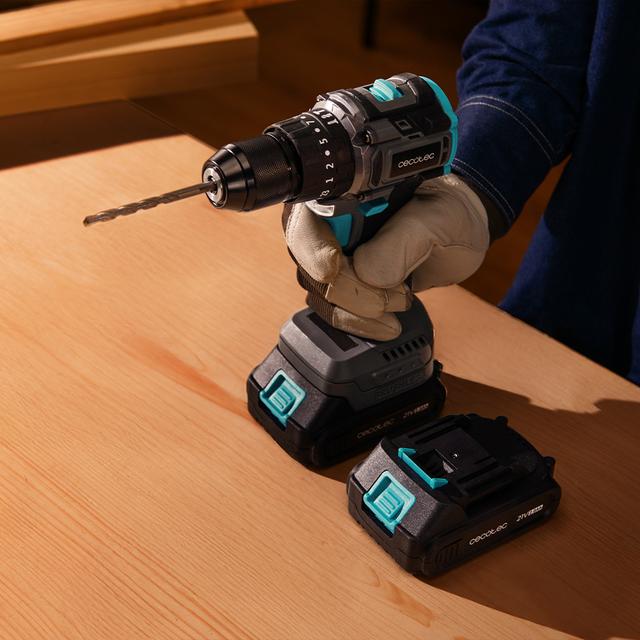 PowerForce 3000 Impact Brushless Taladro percutor y atornillador. Incluye dos baterías 21V 2Ah. Motor sin escobillas, Brushless. Apto para cualquier material, incluso hormigón. Función percutora de hasta 32.000ipm. Velocidad regulable hasta 1.500rpm. Par de apriete de 45Nm regulable en 25+1 niveles. Luz LED. Incluye maletín y accesorios.