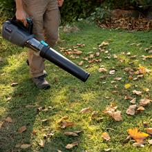 Soplador AirForce 3000 Bazooka con 3000W de potencia. Velocidad hasta 225km/h. Volumen hasta 850m³/h. Velocidad regulable. Ligero.