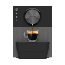 Cremmaet Cube Ideale per gustare un caffè di alta qualità: combina un design compatto con prestazioni professionali. Con un solo tocco, prepara il tuo caffè come un barista professionista.
