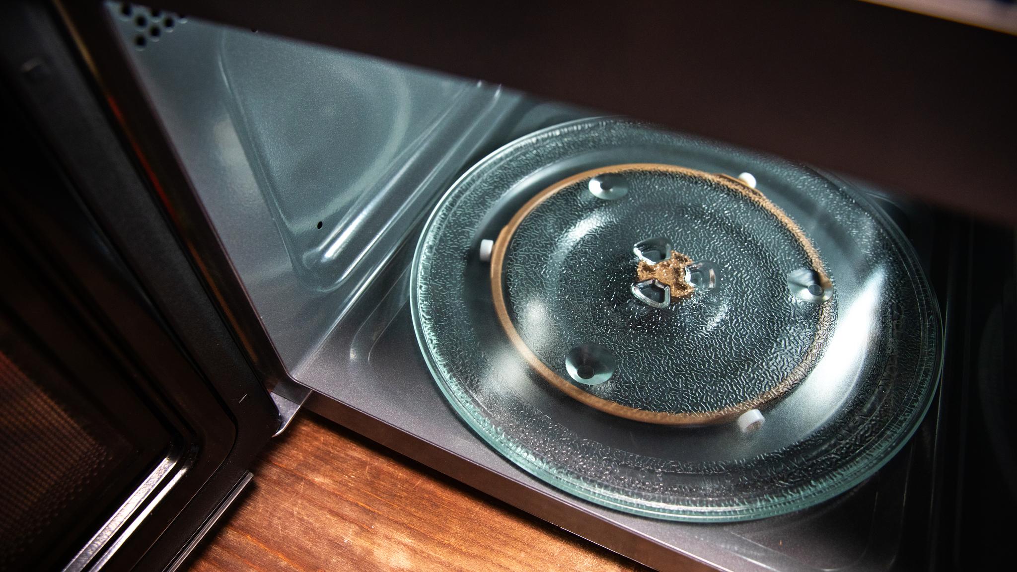 Amplio plato giratorio de 285 mm