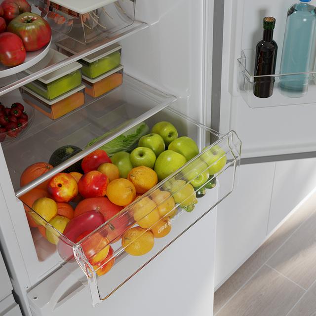 Bolero CoolMarket Combi 296 DF White Frigorífico combi en blanco con función DeFrost de 185x60cm, Volumen de conservación de 296 Litros, Iluminación interior y Cajón para frutas y verduras.