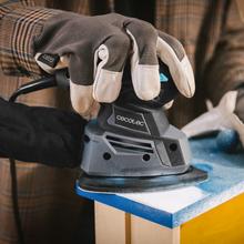 PerfectSurface 125 Delta EasyGo Lijadora con 130 W de potencia. 13.500rpm. Diseño delta. Incluye accesorio FingerDetail y bolsa de transporte. 12 recambios. Conexión al aspirador y bolsa de recogida de polvo. Cable 2m.